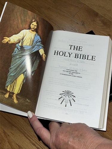 Holy Bible Dove Of Peace (King James Version) With Wood Box Tabletop - Picture 10 of 12