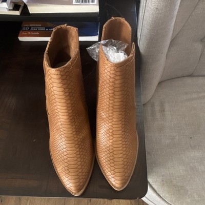 ZBY~ Women's Tan Snakeskin Pattern Ankle Bootie Pointed Toe Sz: 6.5