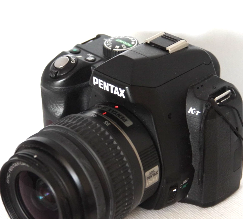 Pentax  K-r -  12.4MP Digitalkamera - erst 5600 Auslösungen - Bild 4 von 4