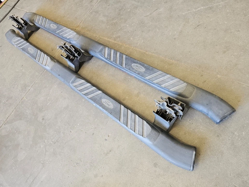 11-16 福特 F350 超级二手原始设备制造商乘员驾驶室 4DR 左右双台阶工厂 — 第 3/4 张图片