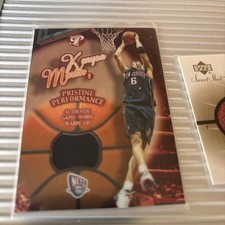 Kenyon Martin Game Worn Jersey Card & Autographed Card Set