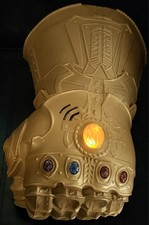Hasbro Marvel Avengers Infinity War Electronic Infinity Gauntlet Glove 2017