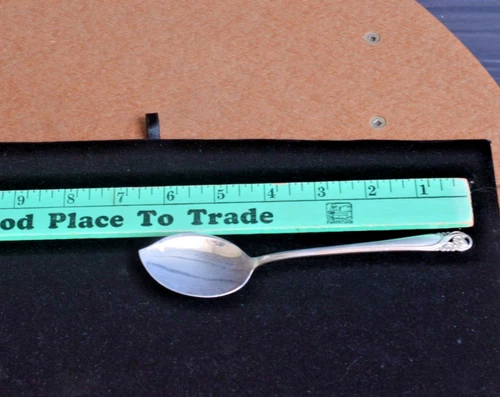 Sterling silver Jelly Spoon International Spring Glory    28 grams