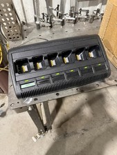 Motorola Impress WPLN4211B 6-gniazdowa wielojednostka adaptacyjna ładowarka