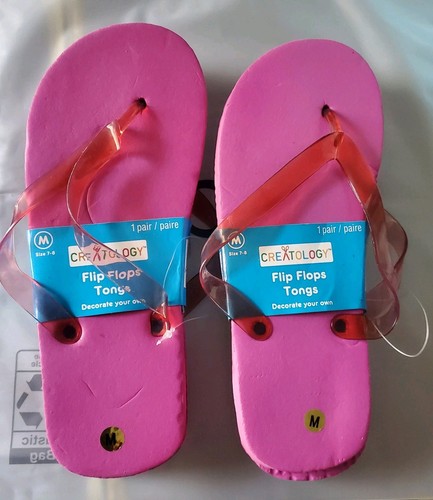 Lot Of 2 Flip Flops M Creatology Brand Beach Basics - Afbeelding 1 van 6