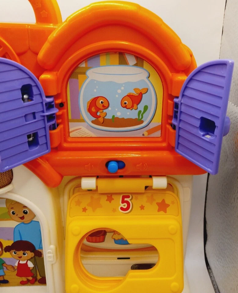 VTech Latches and Doors Busy Board Developmental Benefits Works Great! - Image 4 of 4