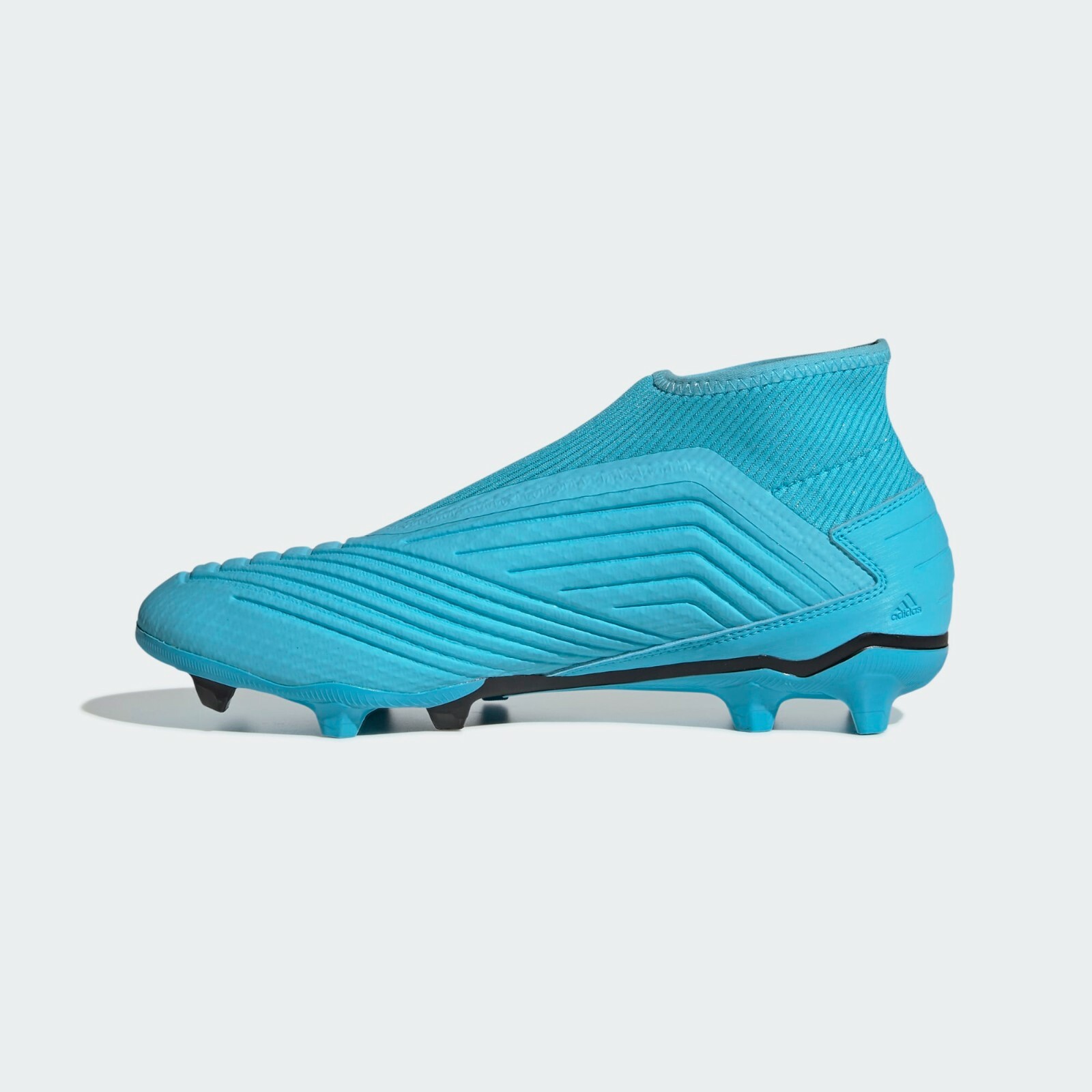 predator 19.3 laceless firm ground cleats