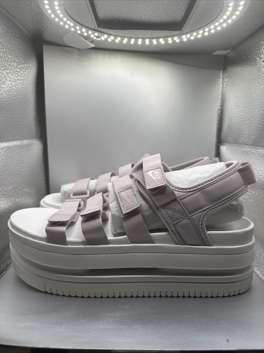 Nike ICON CLASSIC Women's Violet Sail Platform Sandal Sz10