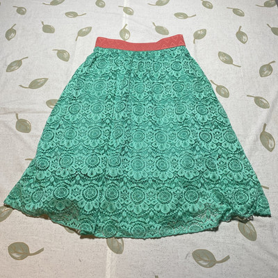 LuLaRoe Floral Lace Overlay Lola Skirt Sz XS Green/Pink Knee Length A-Line.    O