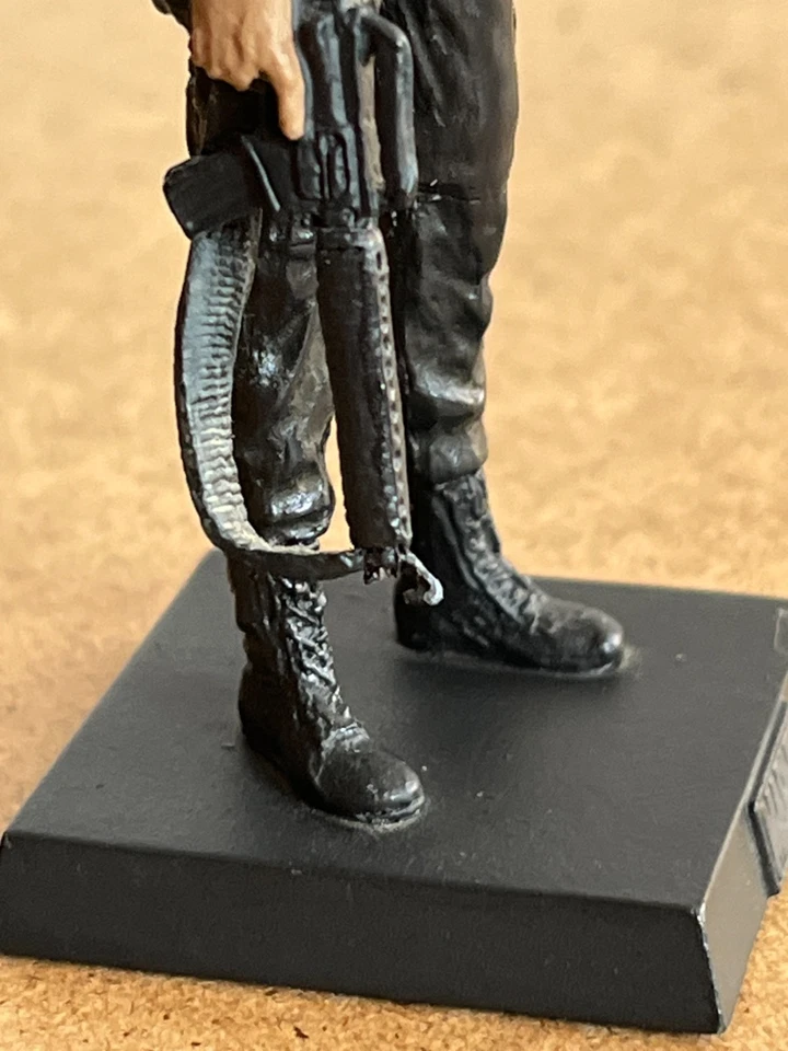 Classic Marvel Figurine Collection #19 PUNISHER (Eaglemoss, 2005) *Condition* - Image 3 of 4