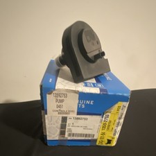 Genuine GM Heater Coolant Pump 13592753