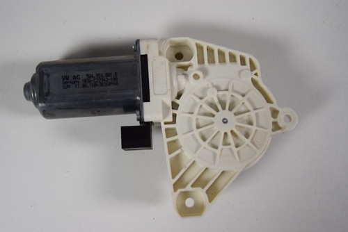 Ori. VW Passat 3G B8 Fensterhebermotor Fensterheber vorne Links 5Q4959801B