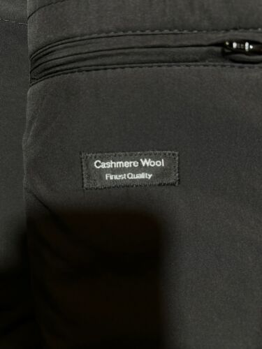 Men's Hugo Boss Wool/Cashmere Overcoat with Zip-Up Knit Collar. Size 52 - Picture 9 of 14