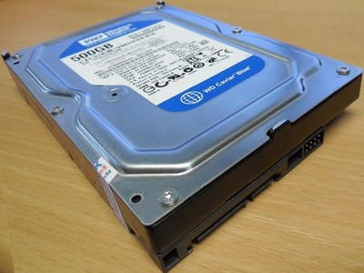 Western Digital Caviar Blue WD5000AAKS-00UU3A0 HDD SATA 500GB Festplatte* F594