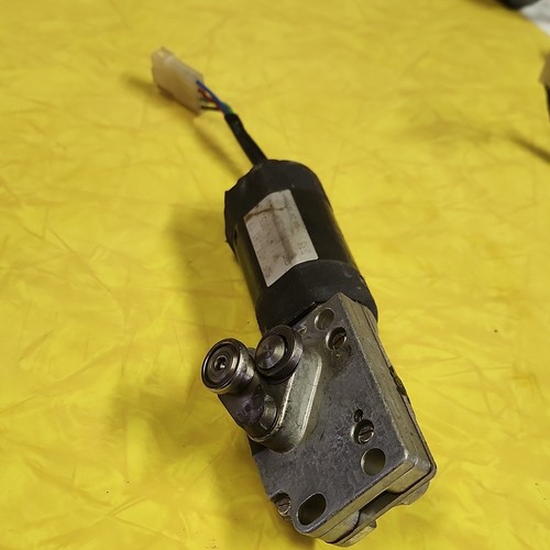 Porsche 911 convertible top motor 91162405502
