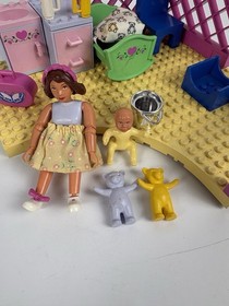 LEGO Belville #5860 LOVE 'N' LULLABIES box Figures and Manual READ
