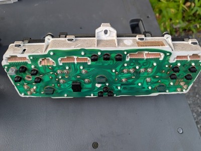 1998-2002 Toyota Corolla Speedometer Instrument Cluster