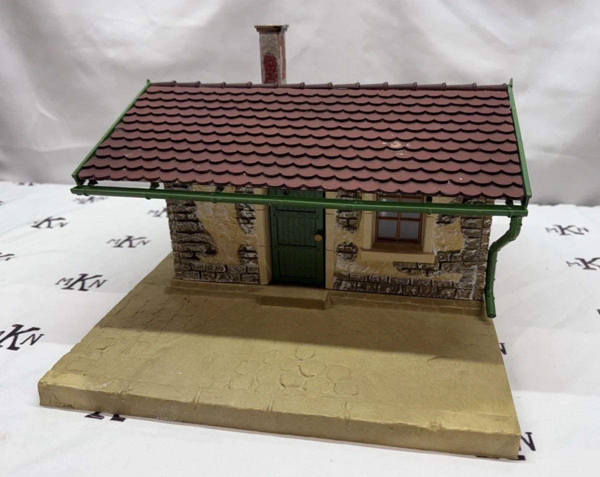 POLA G with Vintage Model Railroad Buildings, Tunnels & Bridges