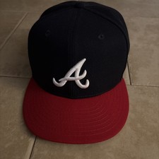 A’s Men’s SnapBack Hat. Navy Blue with White A Logo. Used In Excellent Condition