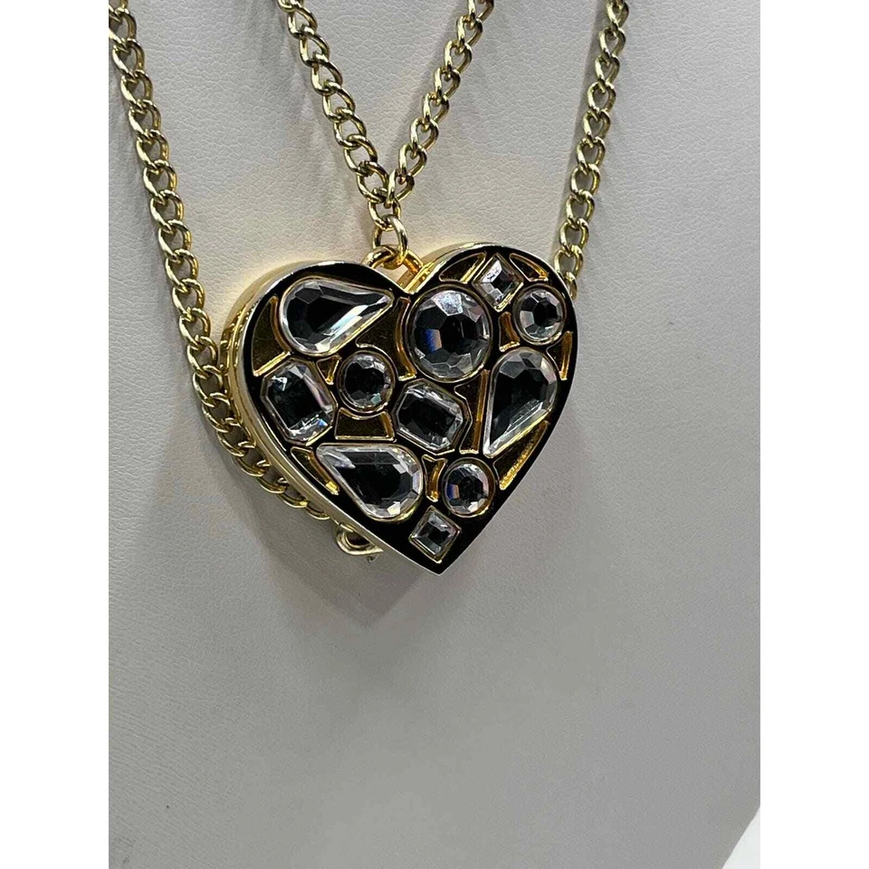 Collar Juicy Couture VIVA LA JUICY Perfume Maquillaje Corazón Medallón Estrás Foto 4 de 4