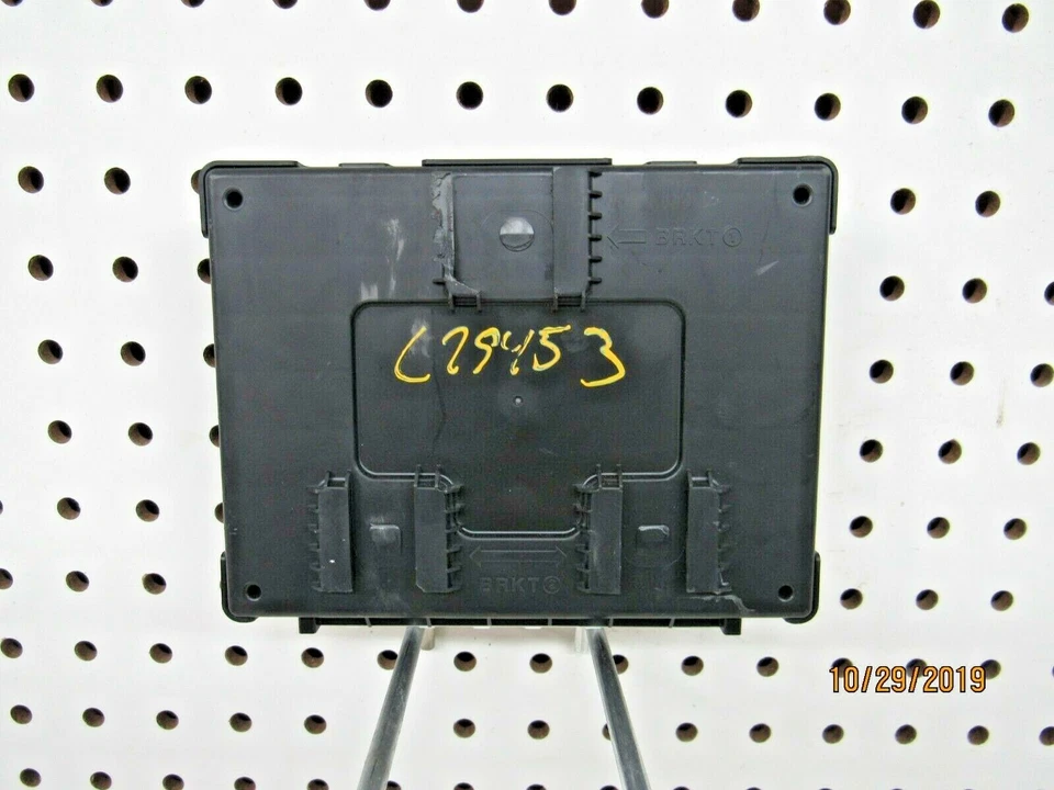 2016 HYUNDAI SONATA 身体机箱控制中心模块 95400-E6300 — 第 4/4 张图片