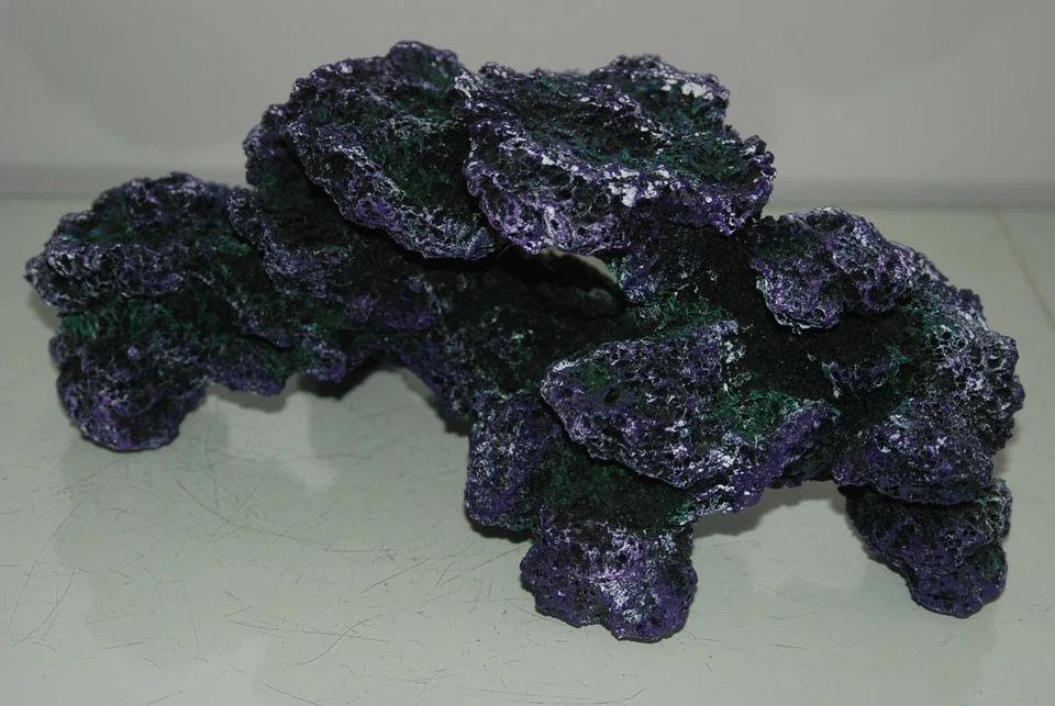 Stunning Aquarium Large Coral Reef Cichlid Cave Rock Decoration 34 x 14 x 13 cms - Image 3 of 4