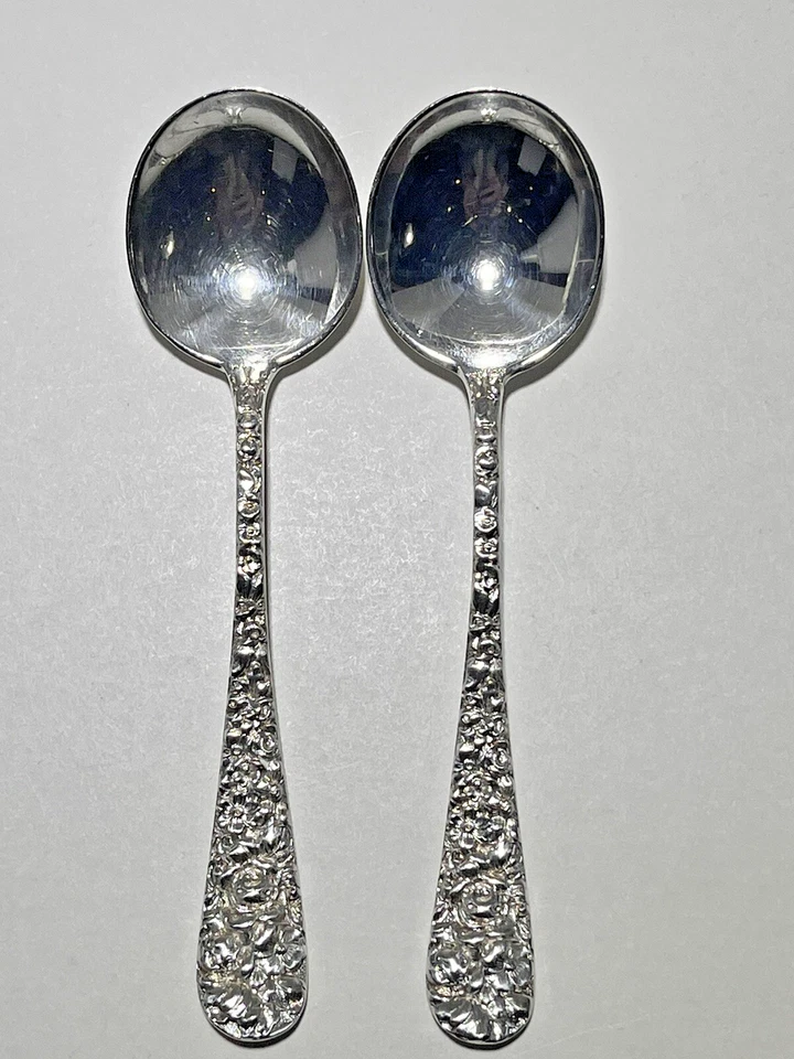 Juego de cucharas de chocolate Stieff de plata de ley repoussé 28,5 gr. Con mono 4-1/8" de largo Foto 4 de 4