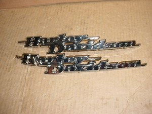 Harley Davidson Chrome Gas Fuel Tank Emblems 61831-08 61830-08 