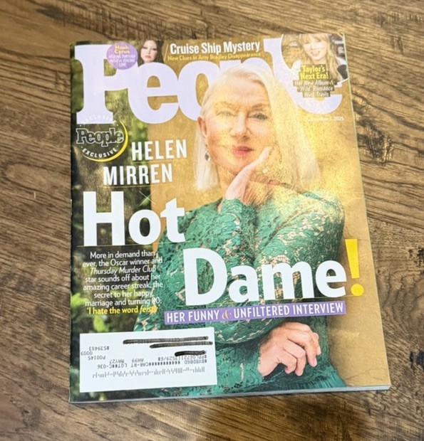 PEOPLE MAGAZINE 2025 Sep 1 ~Helen Mirren~Taylor~Noah Cyrus~Emmys~ Daniel Day Kim