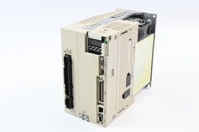 Yaskawa Servopack Servoverstärker SGDV-120A05A