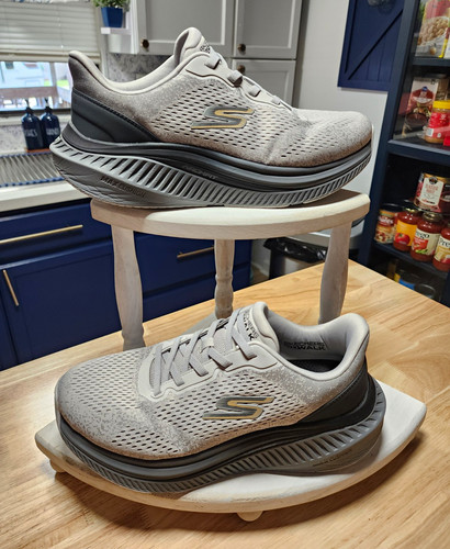 Skechers GOwalk Arch Fit Air-Cooled Walking Sneaker Extra Wide Gray 216354WW