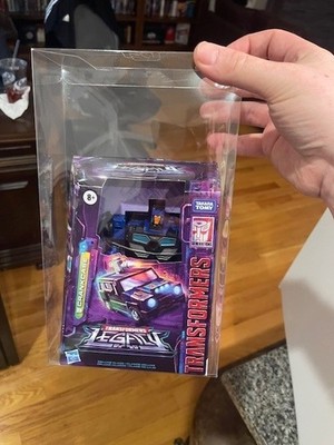 Transformers Legacy  Crankcase 5.5 in Action Figure Hasbro!!!