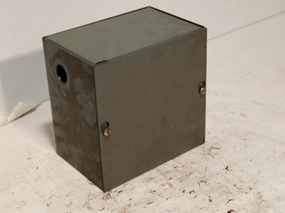 Hoffman E27525 J&P junction pull box steel screw-cover UL 431H, as shown