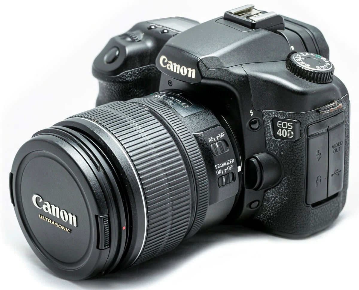 Canon EOS 40D + EFS 15-85 f3.5-5.6 IS USM + accessories + Lowepro