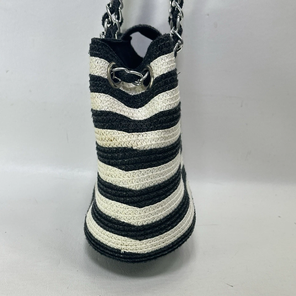 Magid Shoulder Handbag S Stripe Black White Paper Straw Zip Purse Converts Bag - Image 3 of 4