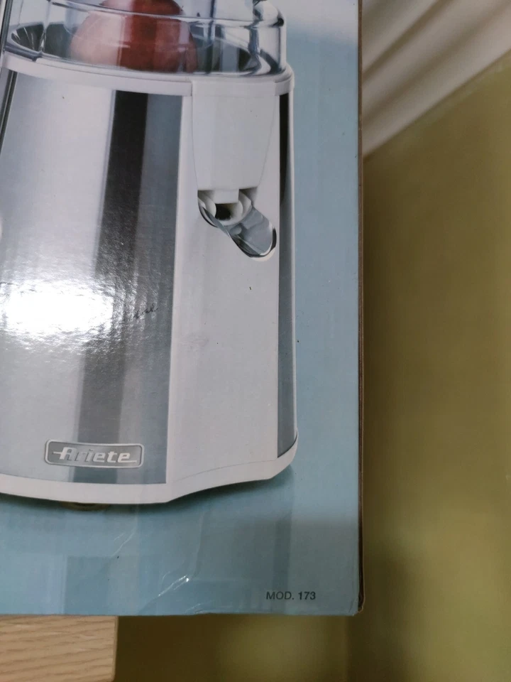 centrifuga Ariete 700 watt estrattore frullatore robot da cucina  - Immagine 3 di 3