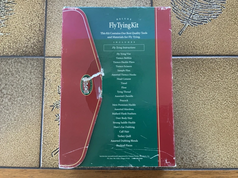 Umpqua Deluxe Fly Tying Kit Fly Fishing w/ Tools, Materials, Hooks, Vise, Instr. - Image 2 of 4