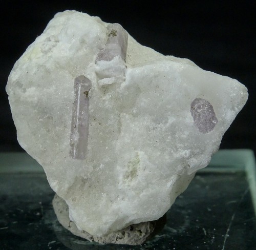 NATURAL SCAPULITE -100 CARATS SCAPULITE CRYSTAL FROM AFGHANISTAN, (Vis-186),