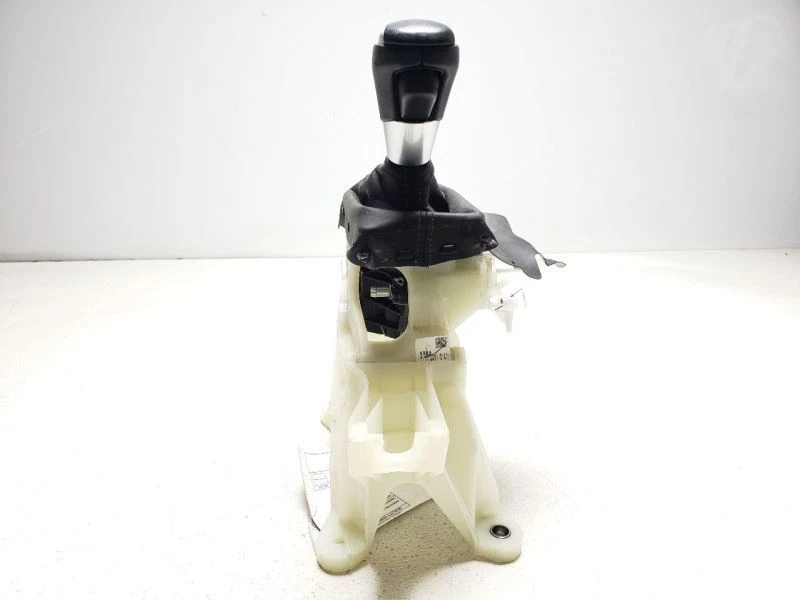 Mazda CX-5 2019 palanca de cambios de transmisión OEM KB8A-46-100 Foto 3 de 4