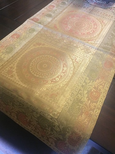 Table Runner Gold Silk Tapestry Brocade Mandala 8 to 10 Seater Runner Decor Gift - 第 5/8 張圖片