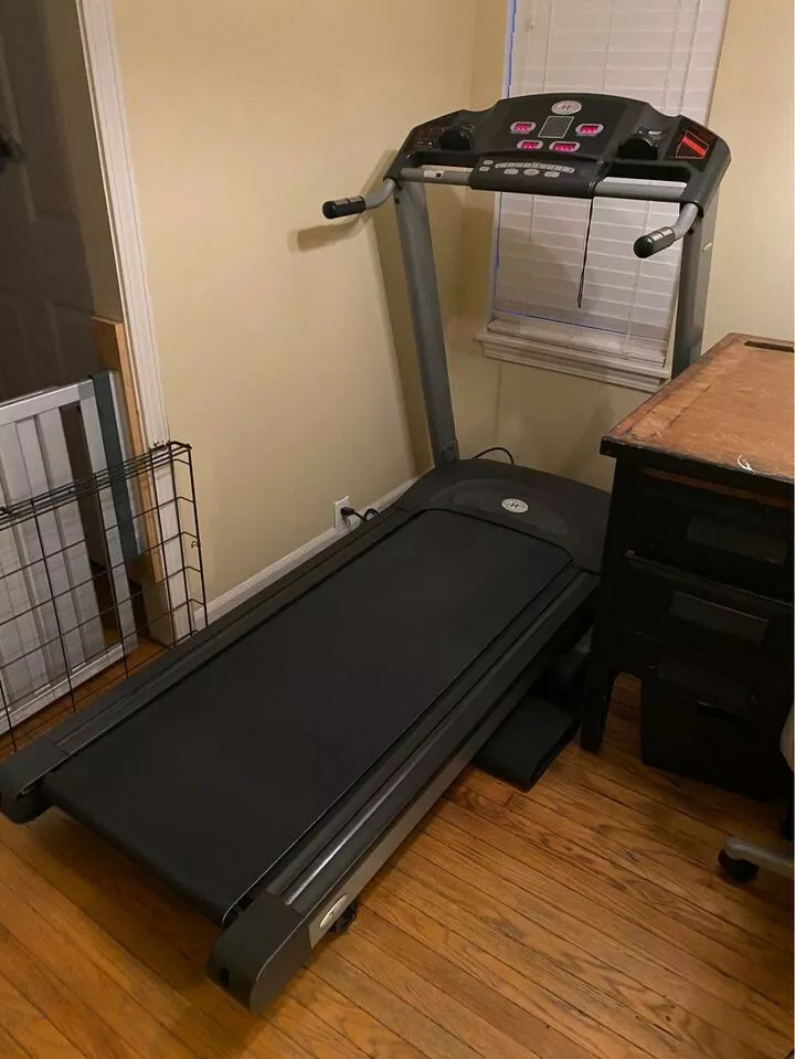 Advance treadmill sales
