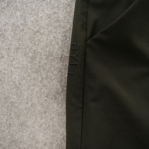 Bylt Hose Herren 33 schwarz vorne flach Chino Freizeit Golf Premium Basics Mid Rise - Bild 7 von 17