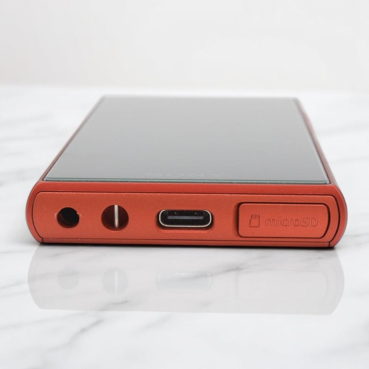 ポータブルプレーヤー SONY WALKMAN NW-A105 RED Amazon.co.jp: ソニー ウォークマン 16GB Aシリーズ NW-A105
