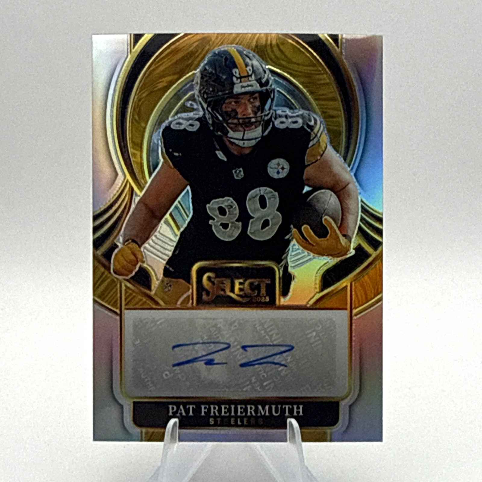 Panini 2025 Select Select Signatures Pat Freiermuth Steelers Auto #SIP-PTF