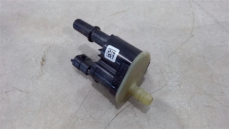 2015-2020 DODGE CHALLENGER PURGE CONTROL VALVE.04627694AB - Image 2 of 4