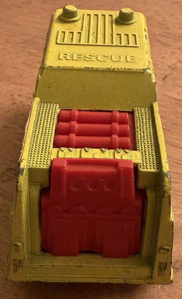 TootsieToy Diecast Rescue Equip. Truck SWAT Yellow Made in USA Vintage Antique - Image 4 of 4