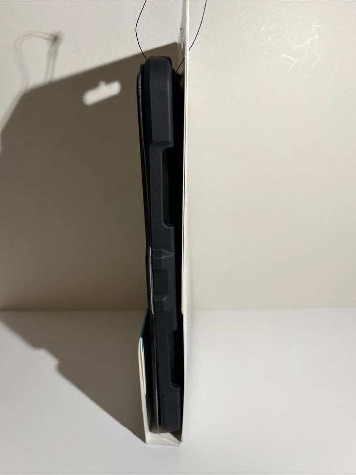 Targus Pro-Tek Carrying Case Flip for iPad Mini 6th Gen Black - Image 3 of 4