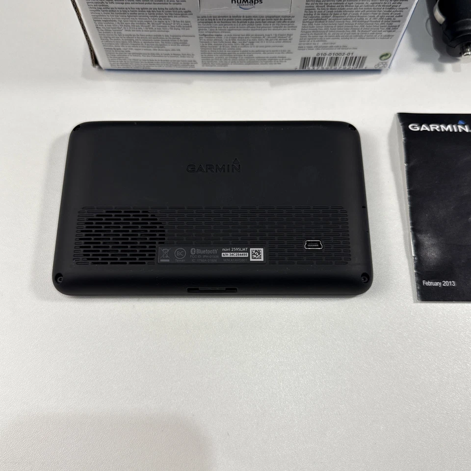 GARMIN nuvi 2595 LMT 5" Screen GPS w/ Maps 3D Traffic Bluetooth In Box - Image 4 of 4