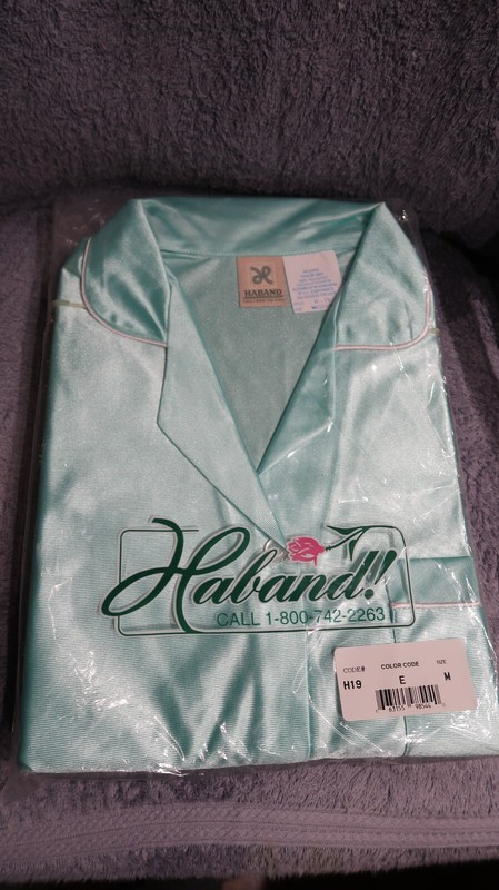 PAJAMA SET LADIES NWT "HABAND" SZ MED. GREEN PANT & TOP 100% POLYESTER NEW N/PKG