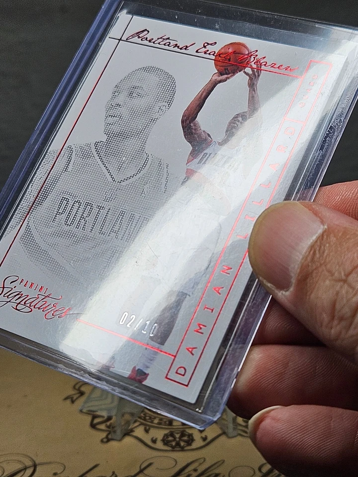 Trail Blazers Damian Lillard Panini Signatures rojo SSP/10 #104 2013-14 Foto 2 de 3